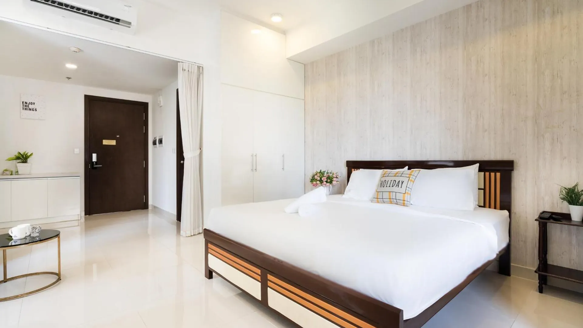 Apartment Tresor Tropical Studios Ho Chi Minh City